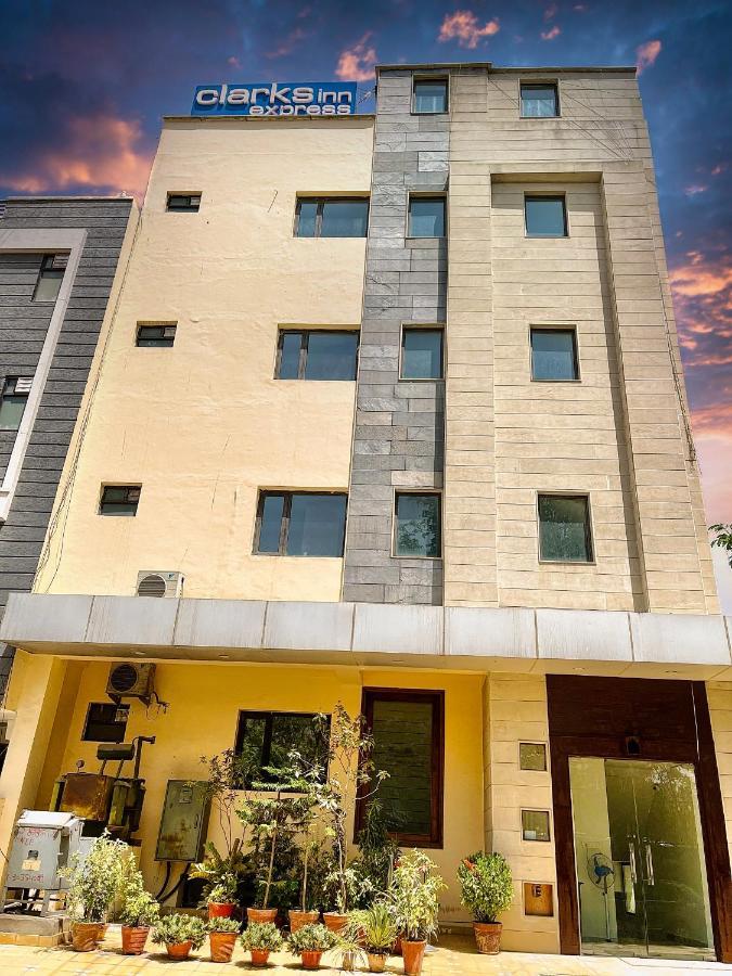 The Orion Express Hotel Jaipur Exterior photo